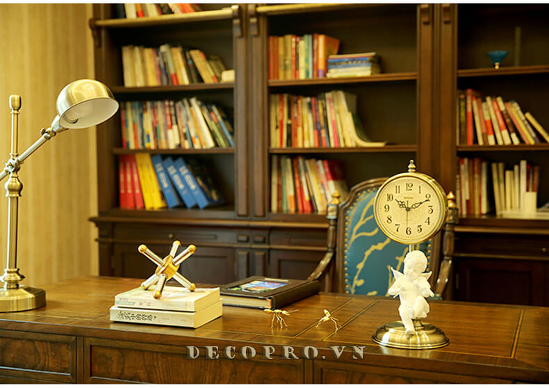 Đồ trang trí phòng ngủ, phòng làm việc với đồng hồ để bàn thiên thần nhỏ tại Shop bán đồ trang trí nhà decopro.vn 
