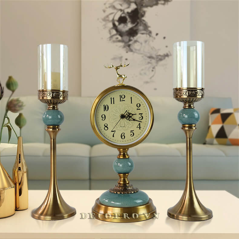 Đồng hồ để bàn trang trí – đồ decor đẹp phù hợp với phòng khách hiện đại