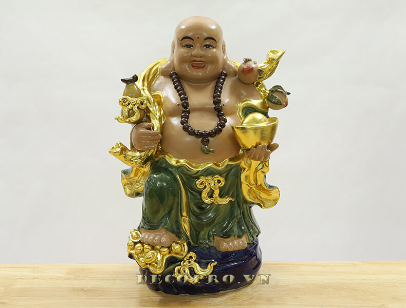 Gánh đào tiên và hồ lô phong thủy trên vai Phật Di Lặc mang lại niềm vui, may mắn, thịnh vượng cho chủ sở hữu