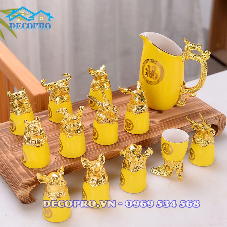 Bộ ly uống rượu 12 con giáp gốm sứ mạ vàng sang trọng chính hãng tại shop Decopro.vn