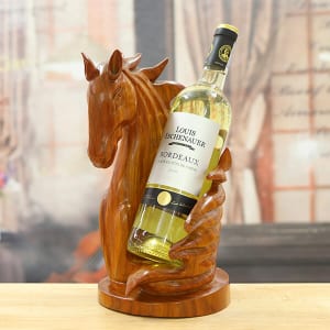 Kệ để rượu vang Ngựa gỗ hồng sắc KR067
