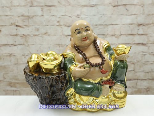 Có nên để đồ trên nóc bàn thờ ông địa không và lưu ý