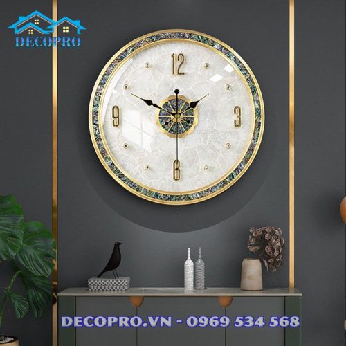Rơi vỡ đồng hồ treo tường mang ý nghĩa gì và cách hóa giải