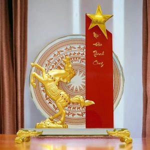 Quà tặng pha lê Mã đáo thành công