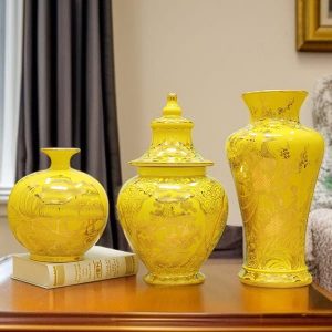 Bình Gốm Vẽ Vàng Mệnh Thổ "Tài Lộc Viên Mãn"