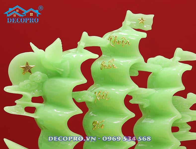 Qua-tang-thuan-buom-xuoi-gio-da-ngoc-12