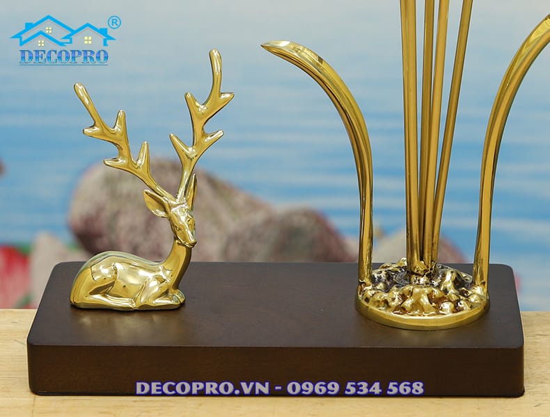 Decor-lua-vang-dong-nguyen-chat-10